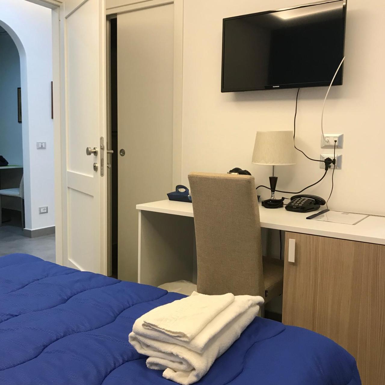 B&B Isola Bella Palermo Bagian luar foto